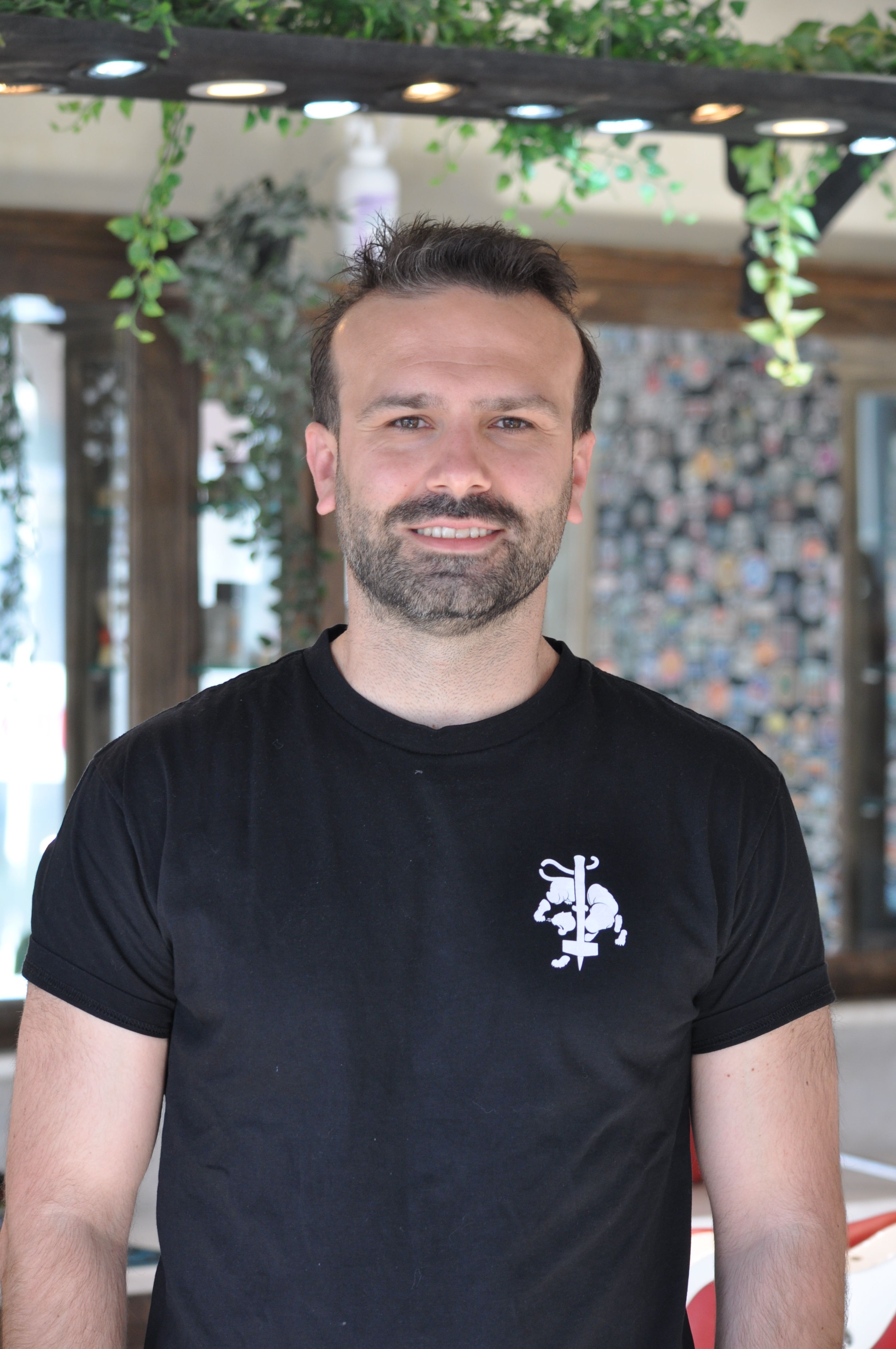Erdem — Owner / Head Barber bij Barber Poort Almere