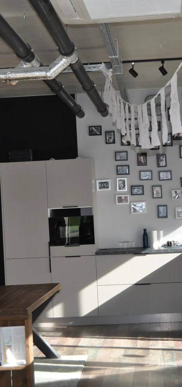 Wachtruimte met fotomuur in Barber Poort Almere Poort